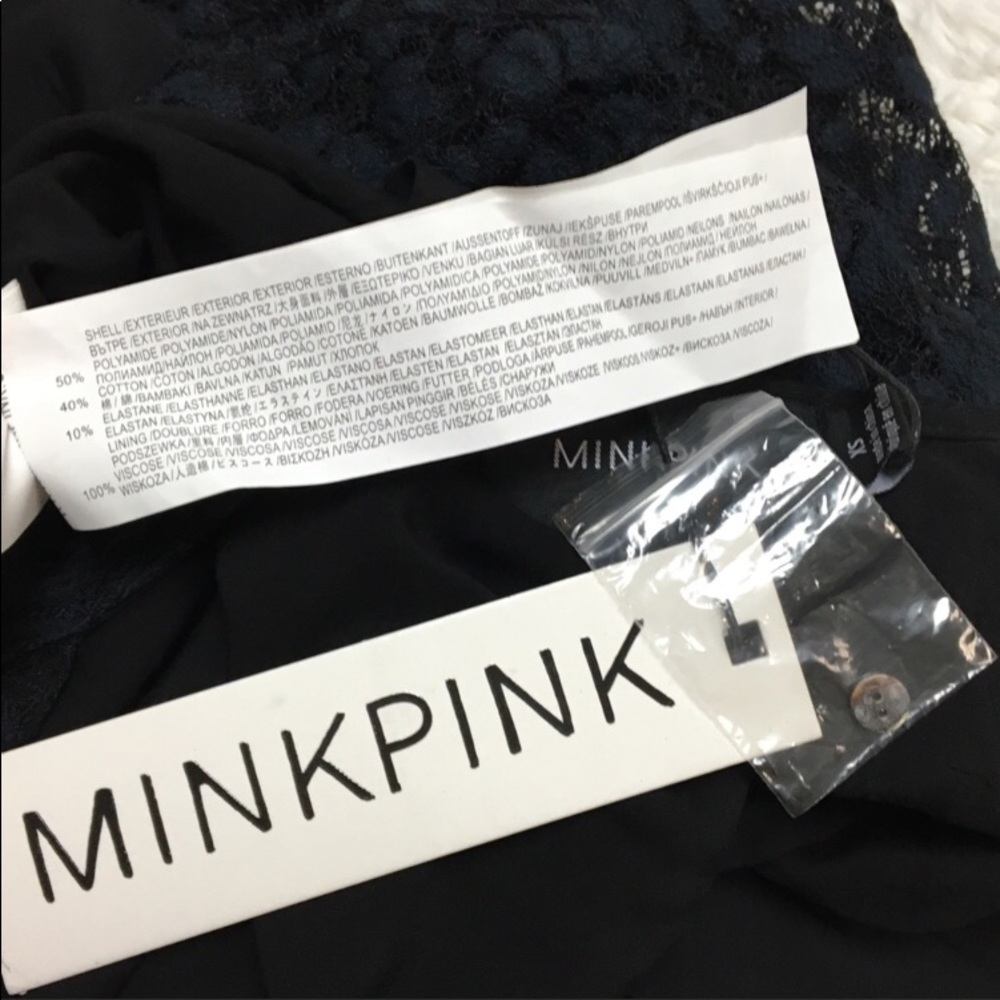 ❌SOLD❌ MINKPINK Dancing in the Dark Dress : D:10 - Picture 6 of 7